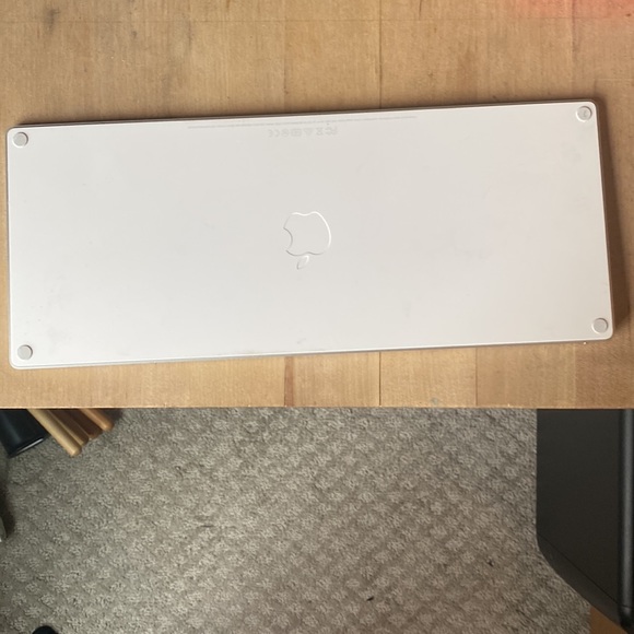 Apple wireless keyboard - Picture 3 of 3